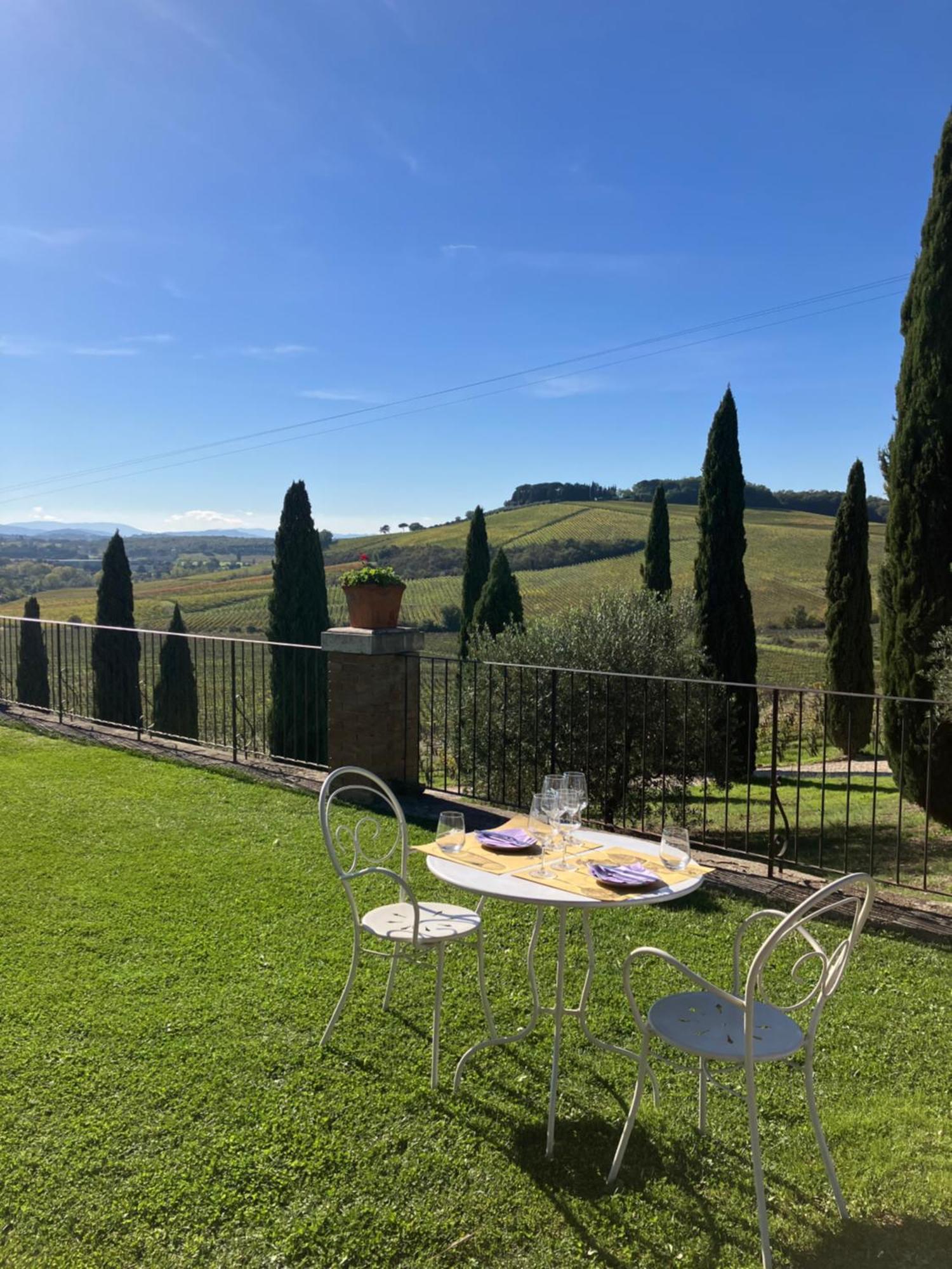Agriturismo Casale Dello Sparviero كاستيلّينا إنْ كْيانت المظهر الخارجي الصورة